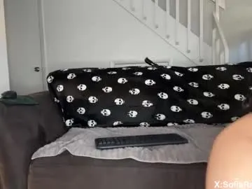 briabannana – webcam model profile photo Image 8