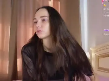 _sirine_ – webcam model profile photo Image 17