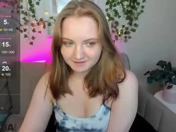 love_you_to123 – webcam model profile photo Image 4