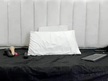 isabellaevans2003 – webcam model profile photo Image 3