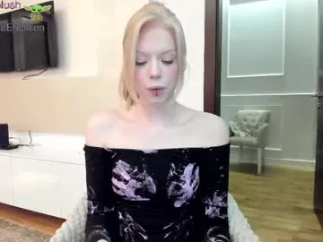 sonyaplush Image 5