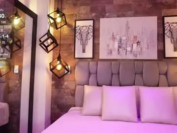 sana_minatozaki – webcam model profile photo Image 9