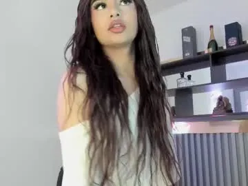 ltmina – webcam model profile photo Image 3