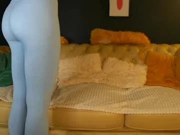 viola_1 – webcam model profile photo Image 9