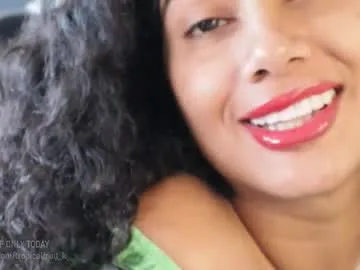 katniislove – webcam model profile photo Image 12