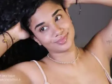 katniislove – webcam model profile photo Image 15