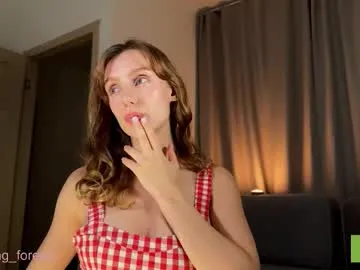 terraelowen – webcam model profile photo Image 10