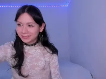 lustyaura – webcam model profile photo Image 4