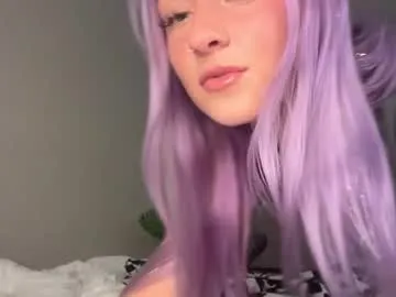 lorikane – webcam model profile photo Image 4