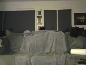 camienevius – webcam model profile photo Image 5