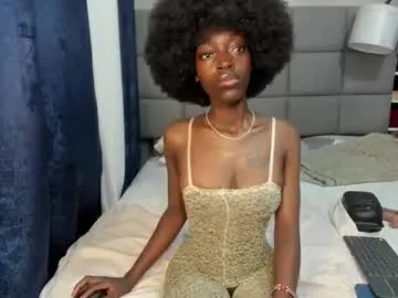 lanie__ – webcam model profile photo Image 8