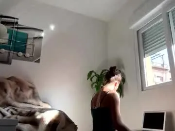 lonadejonge – webcam model profile photo Image 8