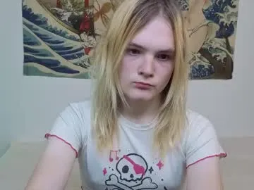 evymiuu – webcam model profile photo Image 3