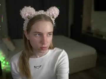 ava_delightt – webcam model profile photo Image 2