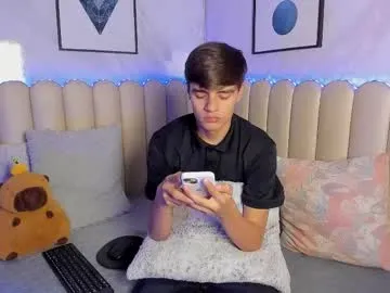 _mito_69 – webcam model profile photo Image 8