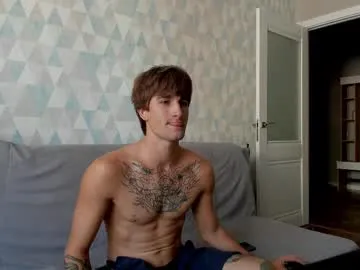 hotel77777 – webcam model profile photo Image 5