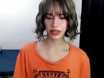 milly_shy – webcam model profile photo Image 10