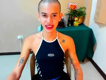 milly_shy – webcam model profile photo Image 8