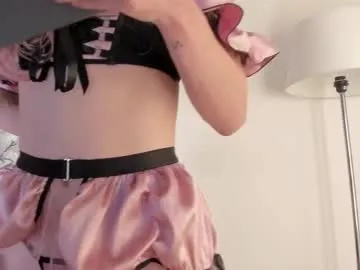 misssweettie – webcam model profile photo Image 6