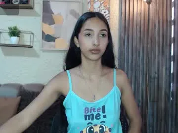 kitty__sophie – webcam model profile photo Image 17