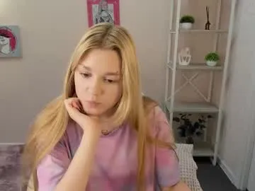 sweet_is_kim2 – webcam model profile photo Image 11