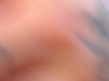 informal_ – webcam model profile photo Image 9