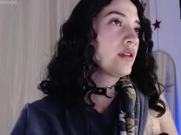 alyonaqueen_ – webcam model profile photo Image 15