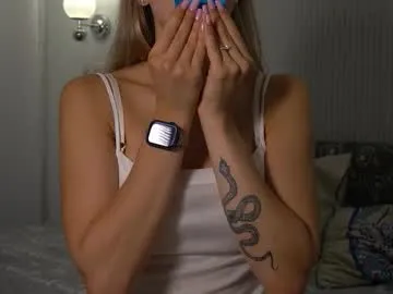 kitty__sophie – webcam model profile photo Image 12