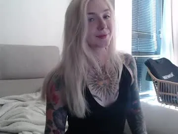 madie_collins7 – webcam model profile photo Image 15