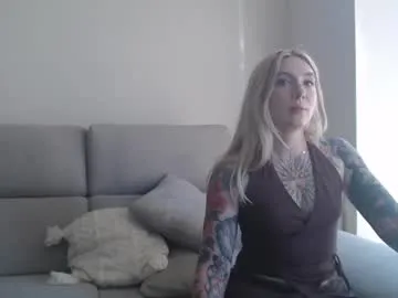 madie_collins7 – webcam model profile photo Image 6