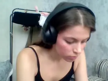 camilediazzzz – webcam model profile photo Image 2