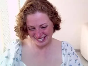 emilytrays – webcam model profile photo Image 17