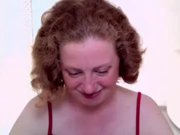 emilytrays – webcam model profile photo Image 8