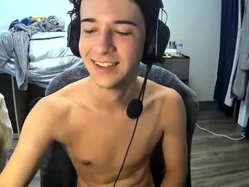 kitty_krush – webcam model profile photo Image 14