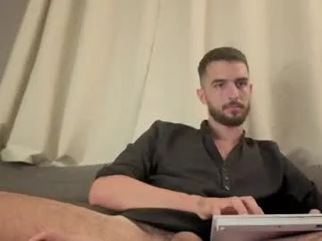 little_yena – webcam model profile photo Image 16