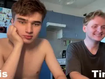 lustyaura – webcam model profile photo Image 2