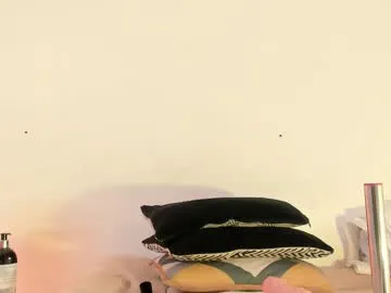 LunaaXxX – webcam model profile photo Image 16