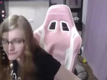 mon1_day – webcam model profile photo Image 13