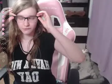 mon1_day – webcam model profile photo Image 5