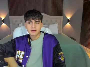 troy_bigtitan – webcam model profile photo Image 11