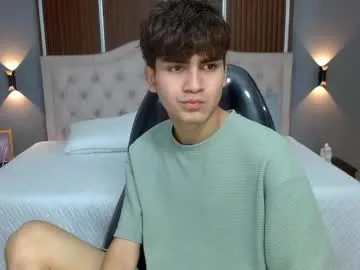 troy_bigtitan – webcam model profile photo Image 18