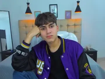 troy_bigtitan – webcam model profile photo Image 5