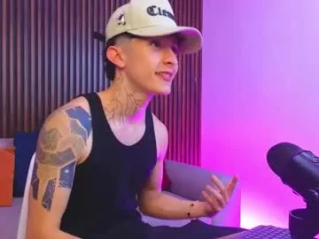 RayleWilliss – webcam model profile photo Image 11