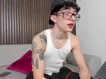 RayleWilliss – webcam model profile photo Image 2