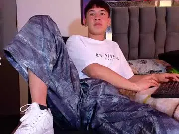 twink_daren Image 10