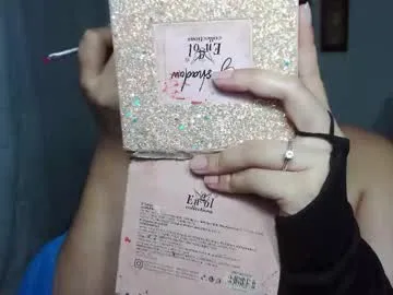 kitty__sophie – webcam model profile photo Image 8