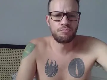 thifa2x – webcam model profile photo Image 3