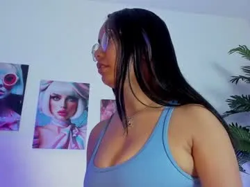 valentina_king18 Image 13