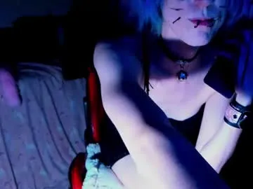 emilee_star – webcam model profile photo Image 2