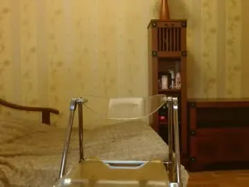 LolaBriink – webcam model profile photo Image 8